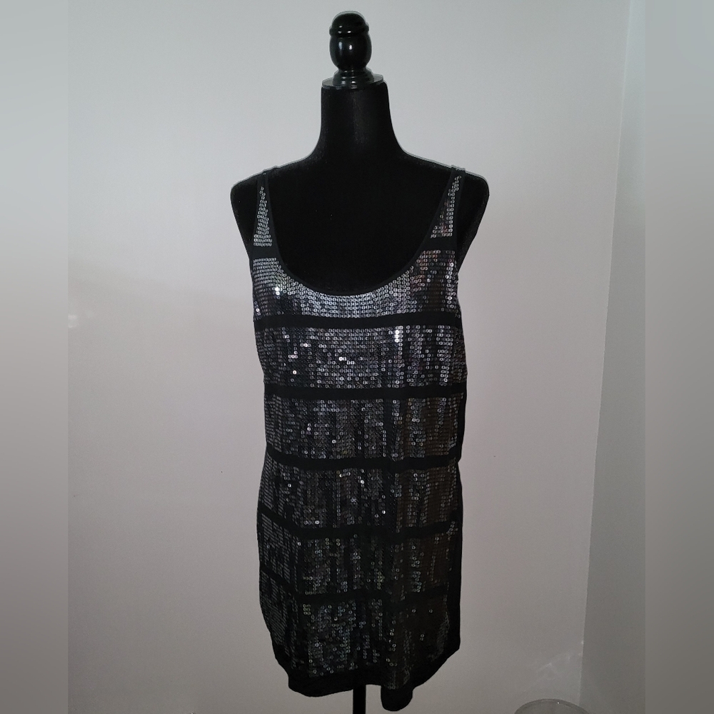 Express Tunic Tank - Picture 2 of 4